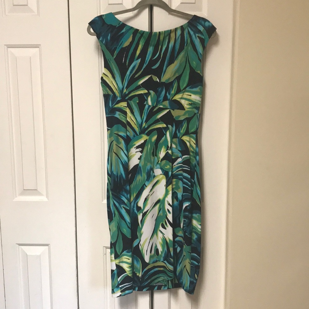 Multi-colored dress - Picture 2 of 5